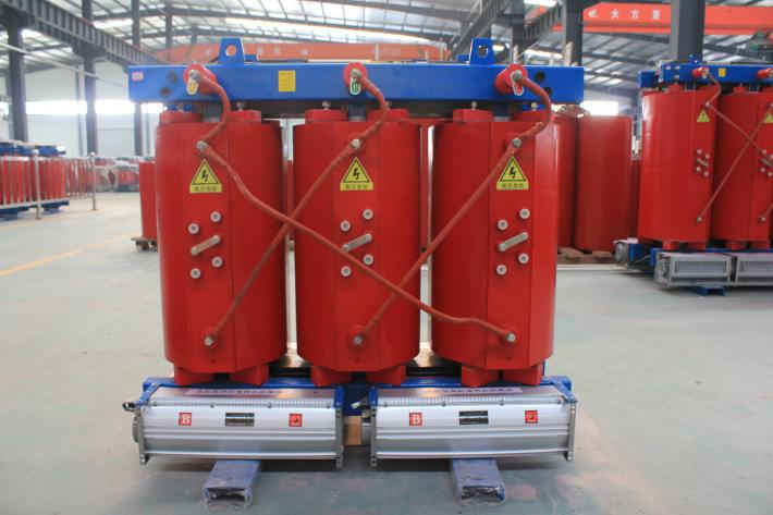 一般北京創(chuàng)聯(lián)匯通電氣全鋁的干式變壓器800kva價格是33900元，全銅的800kva干式變壓器價格是65000元。